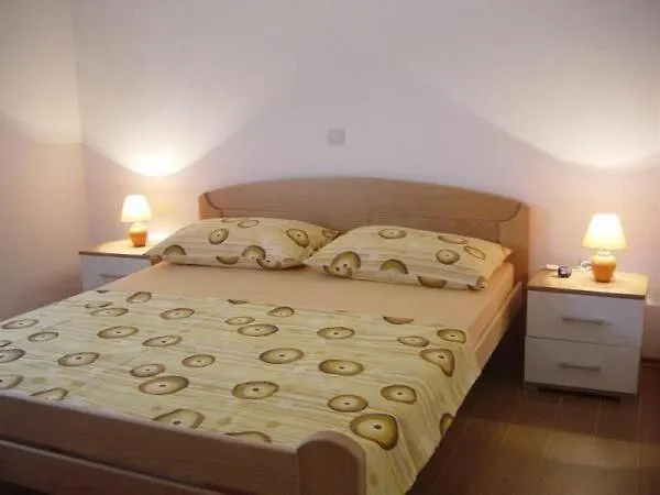 Apartments Vladimir Malinska 0*,  Croatia